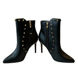 Never Worn Nicole Miller Black with Gold Studs Ankle Boots Size 8.5